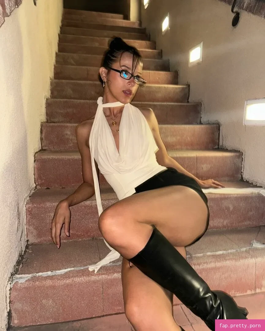 Izzybizzyspider - Photo #44
