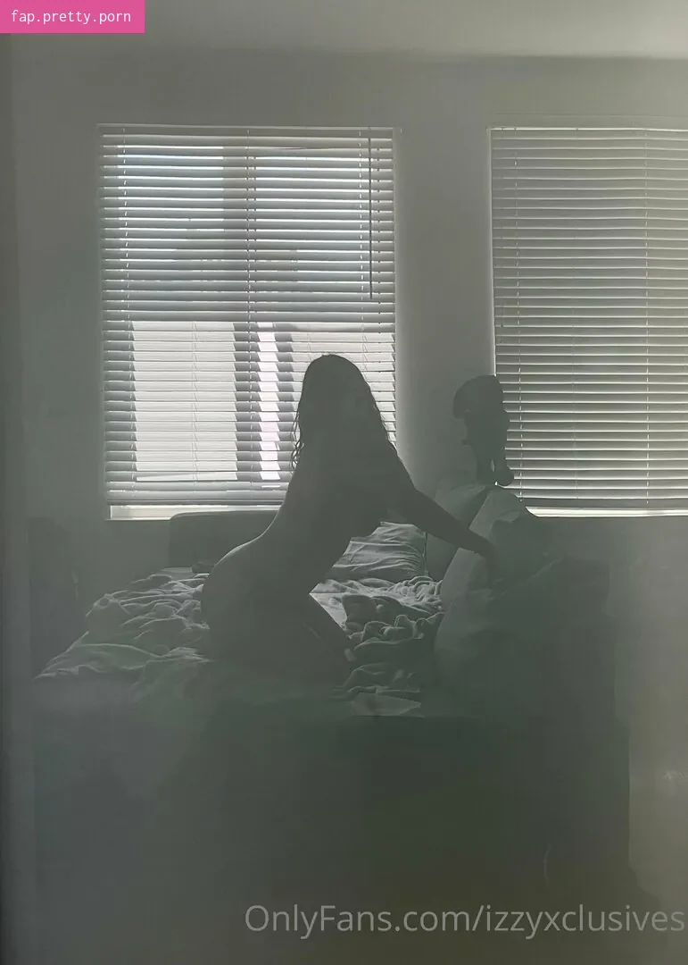 izzyxclusives - Photo #03