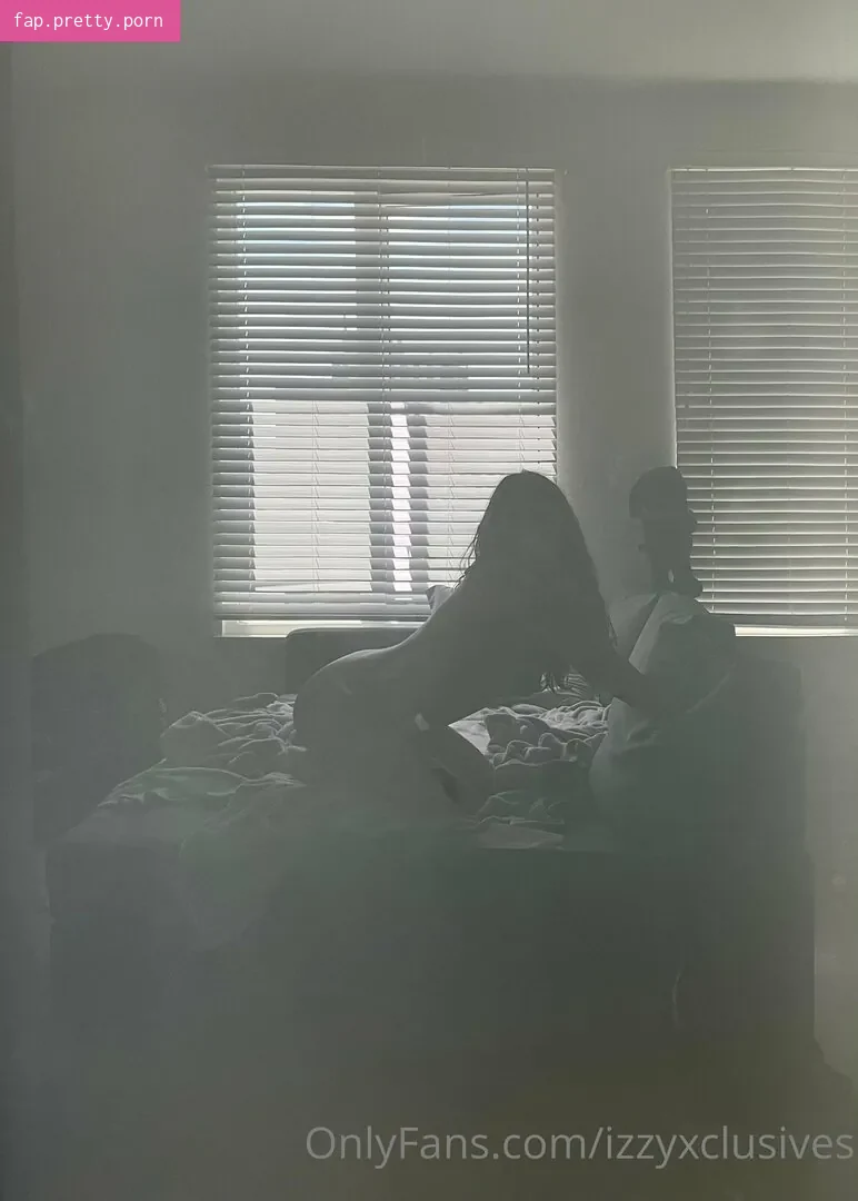 izzyxclusives - Photo #04