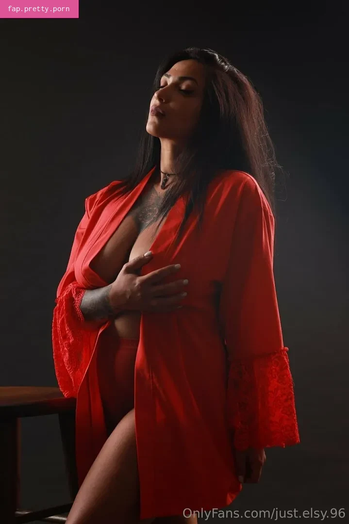 JustElsy - Photo #02