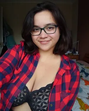 janineaam