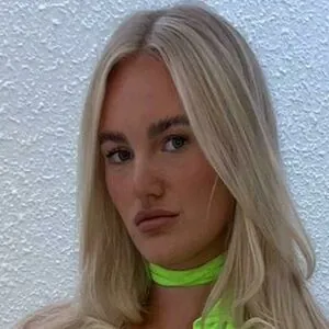 Jade B