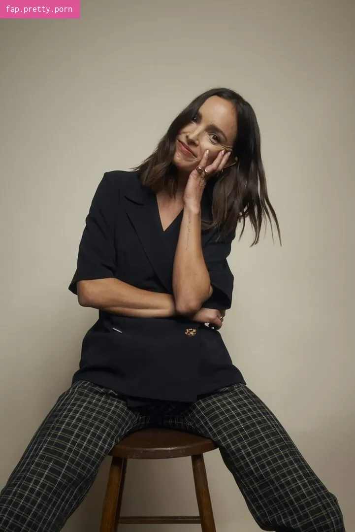 Jodi Balfour - Photo #20