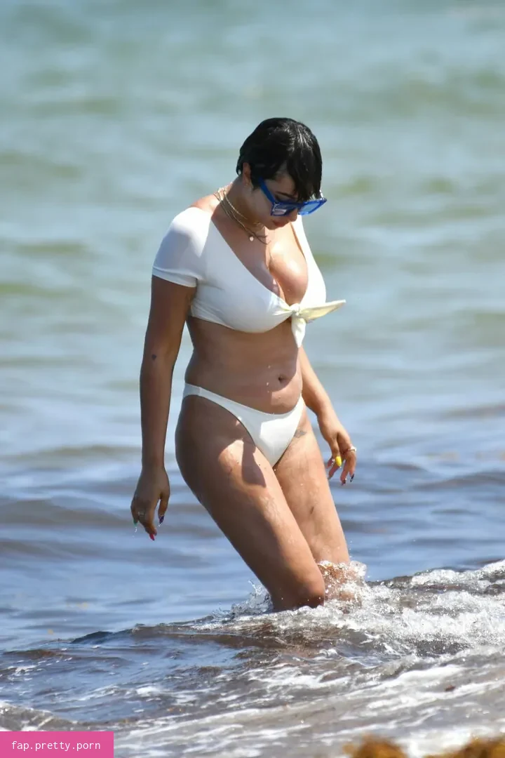 Jackie Cruz - Photo #94
