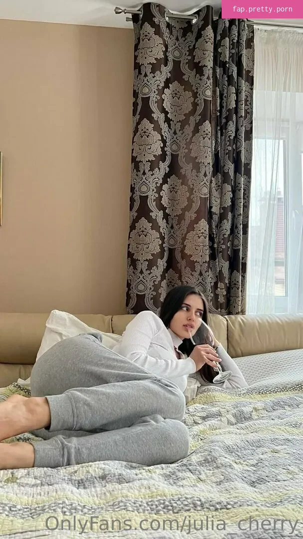 julia_cherry - Photo #32