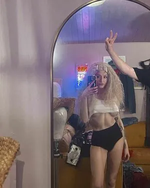 Janet Devlin