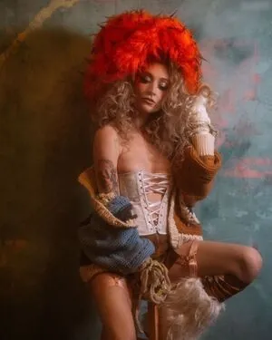 Janet Devlin