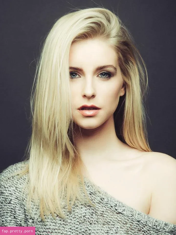 Jess Davies - Photo #24