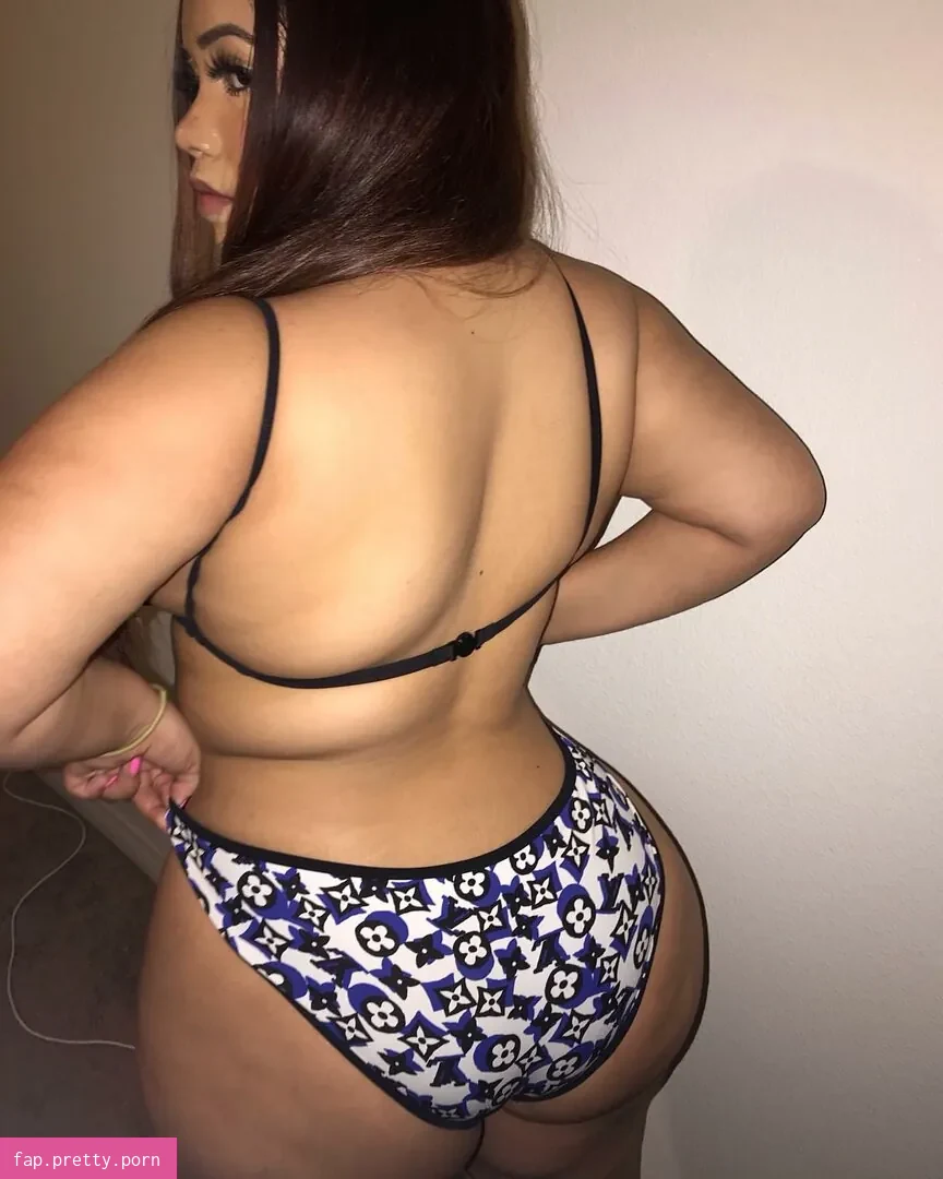 Jenessa - Photo #48