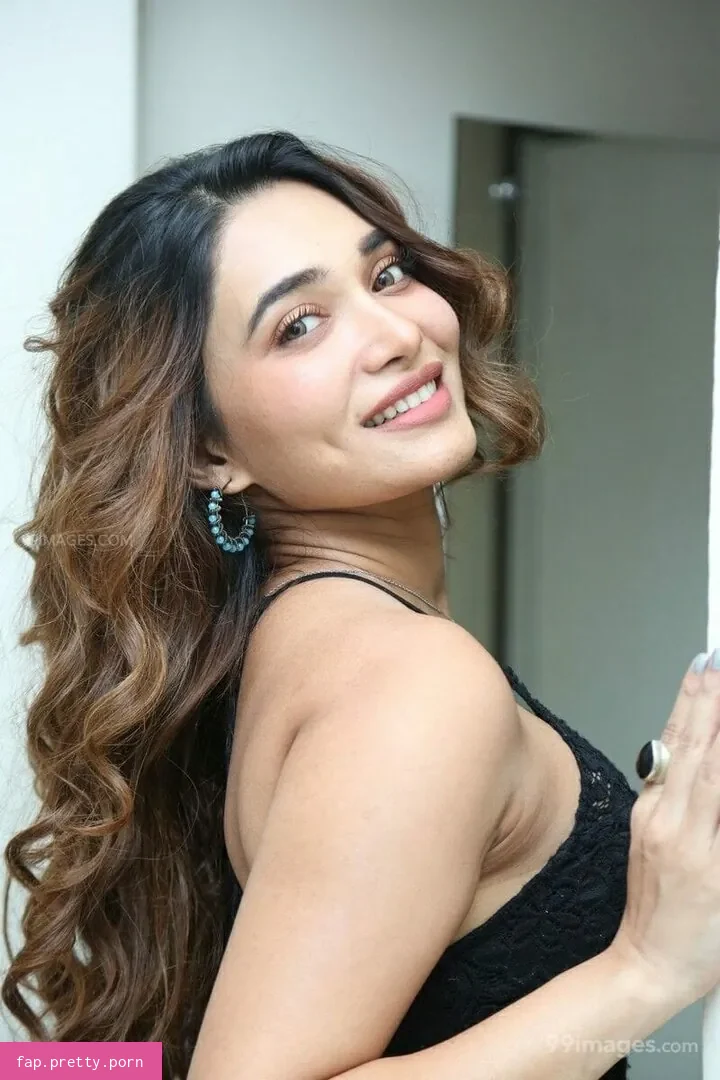 Jenifer Emmanuel - Photo #23
