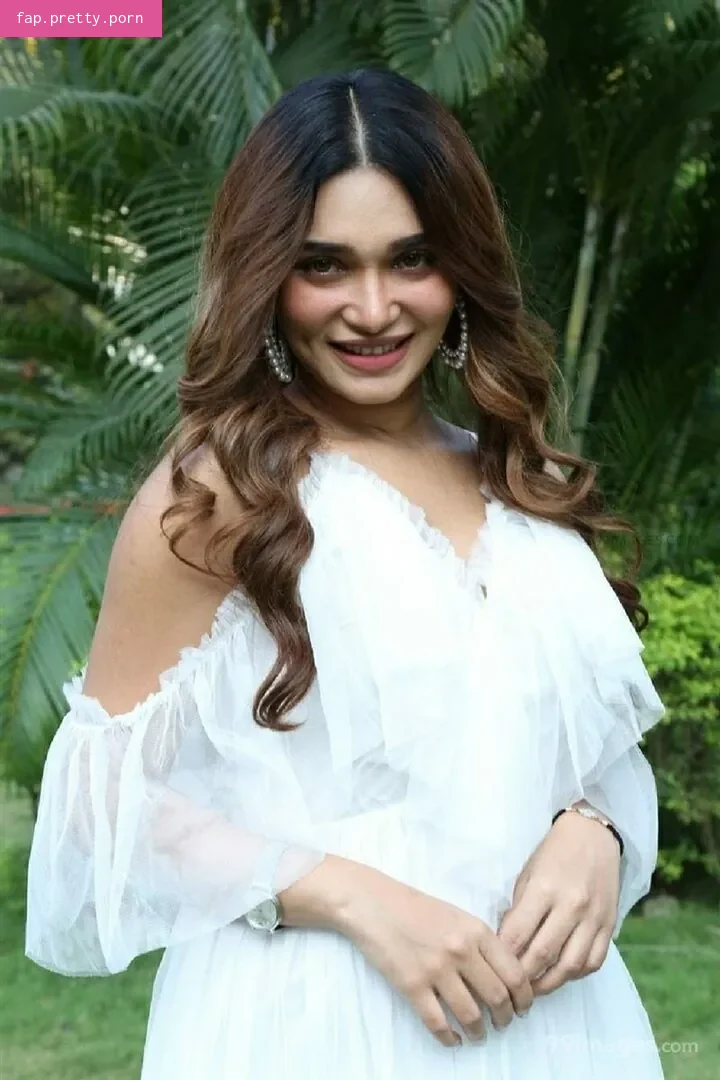 Jenifer Emmanuel - Photo #40