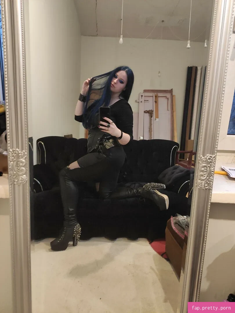 Jennybiatch - Photo #72