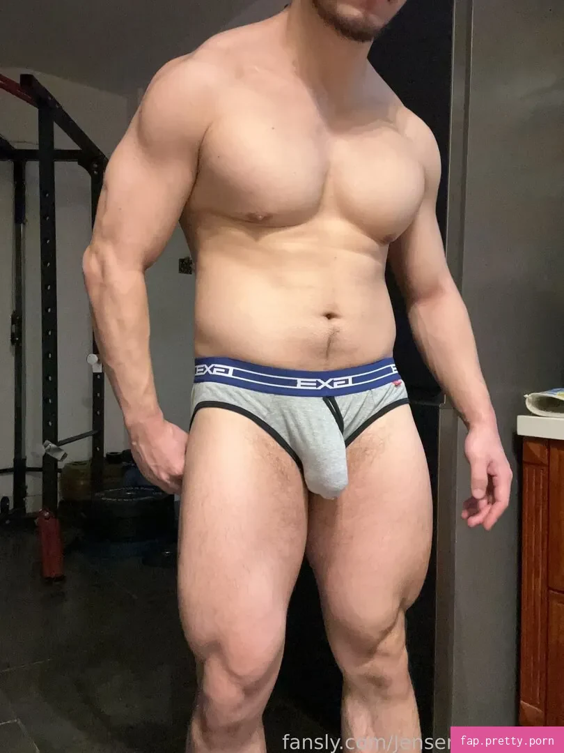 Jensenwithnoabs - Photo #18