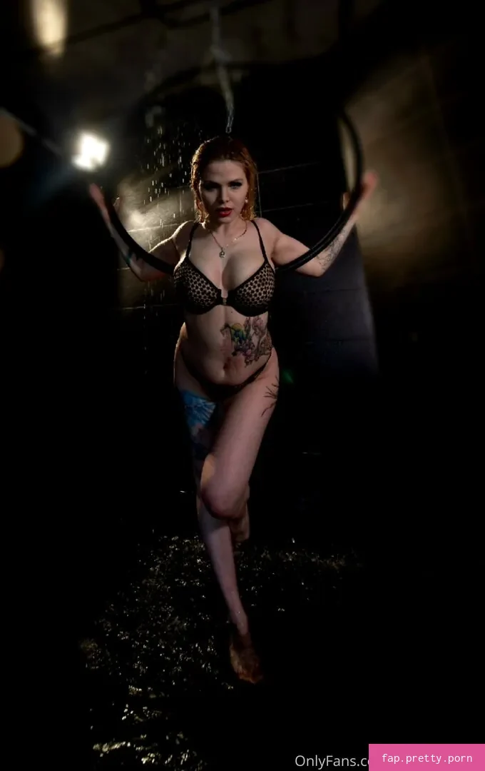 Jessiccaburns - Photo #42