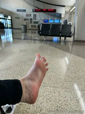 jewelsfeetandtoes
