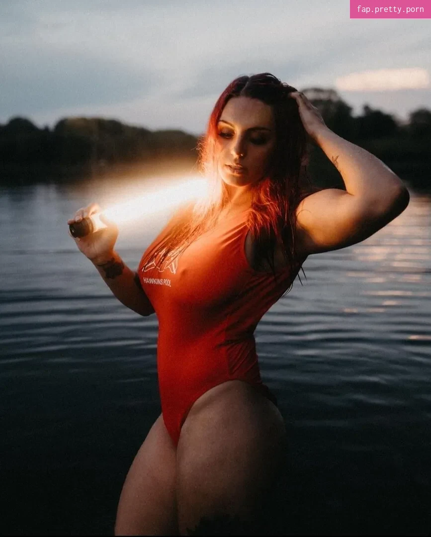 Janina feuerkopf - Photo #14