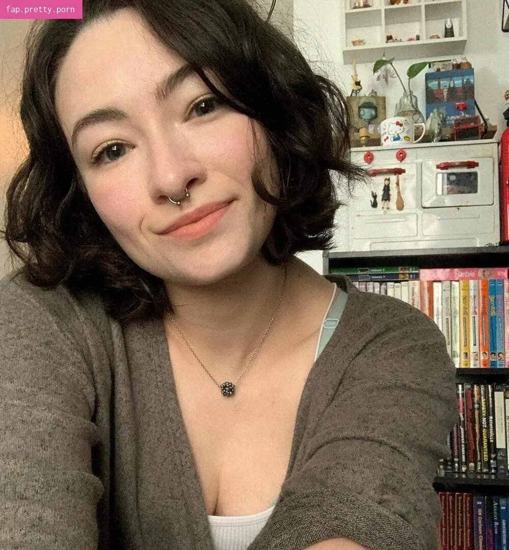 Jodelle Ferland - Photo #53
