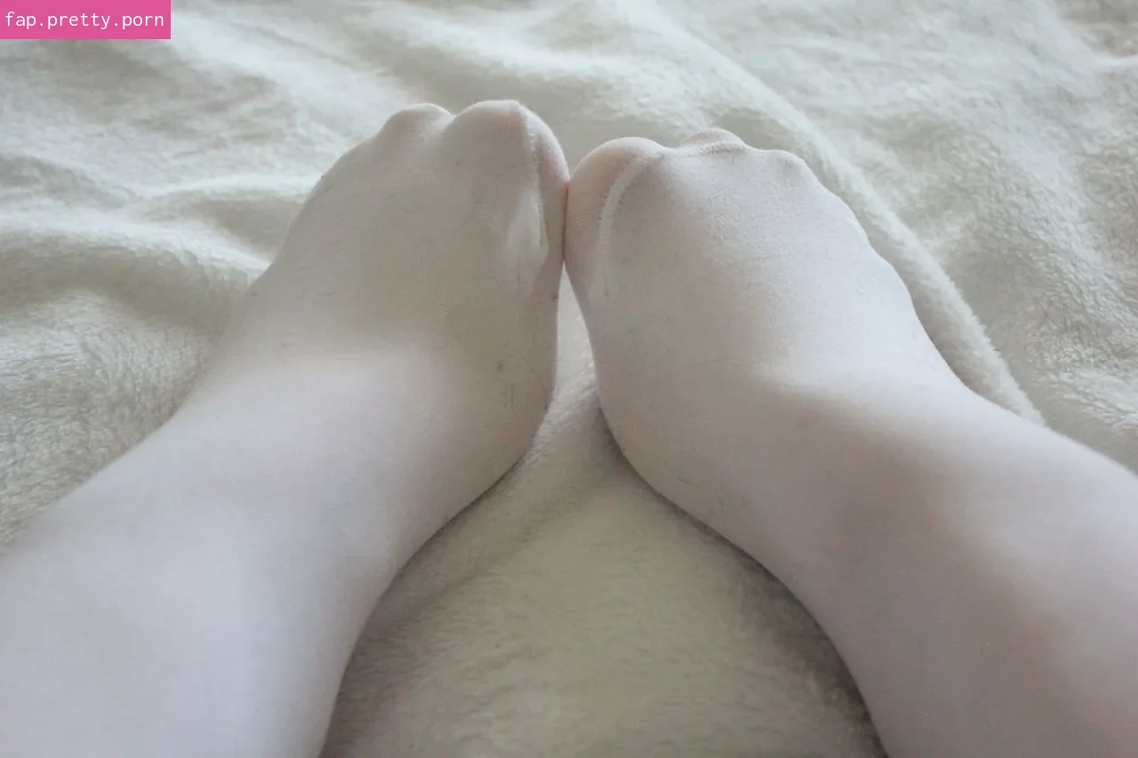 Jules Feet - Photo #85