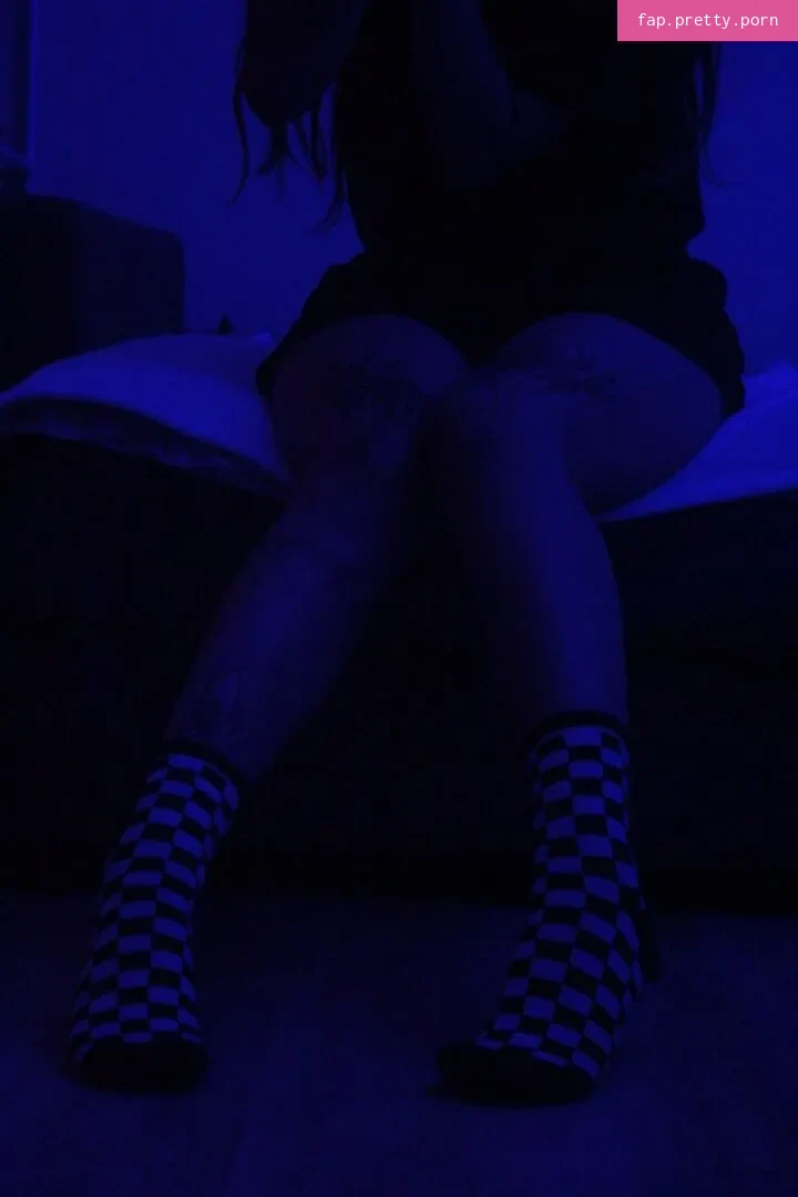 Jules Feet - Photo #88