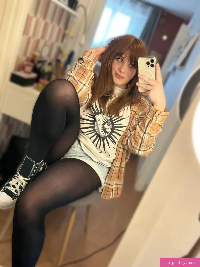 June Fembug - Photo #03
