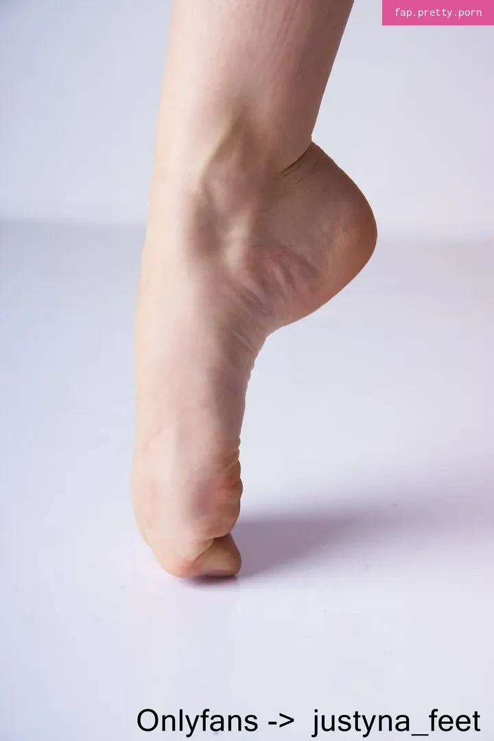 Justyna_feet - Photo #07
