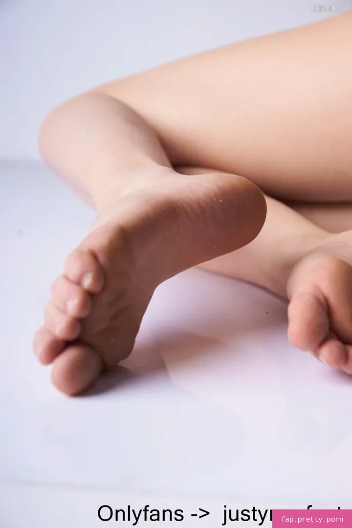 Justyna_feet - Photo #91