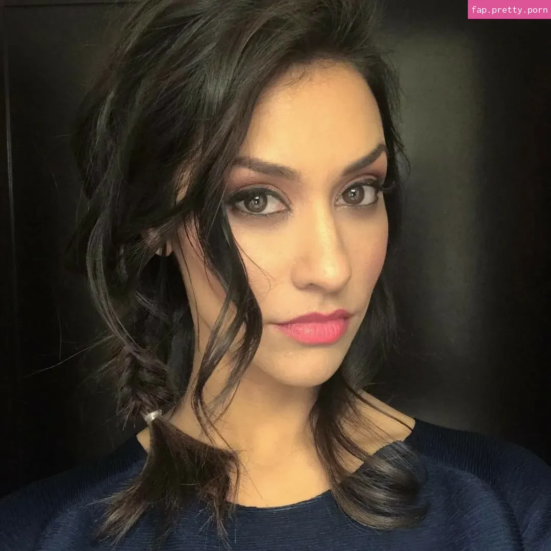 Janina Gavankar - Photo #77