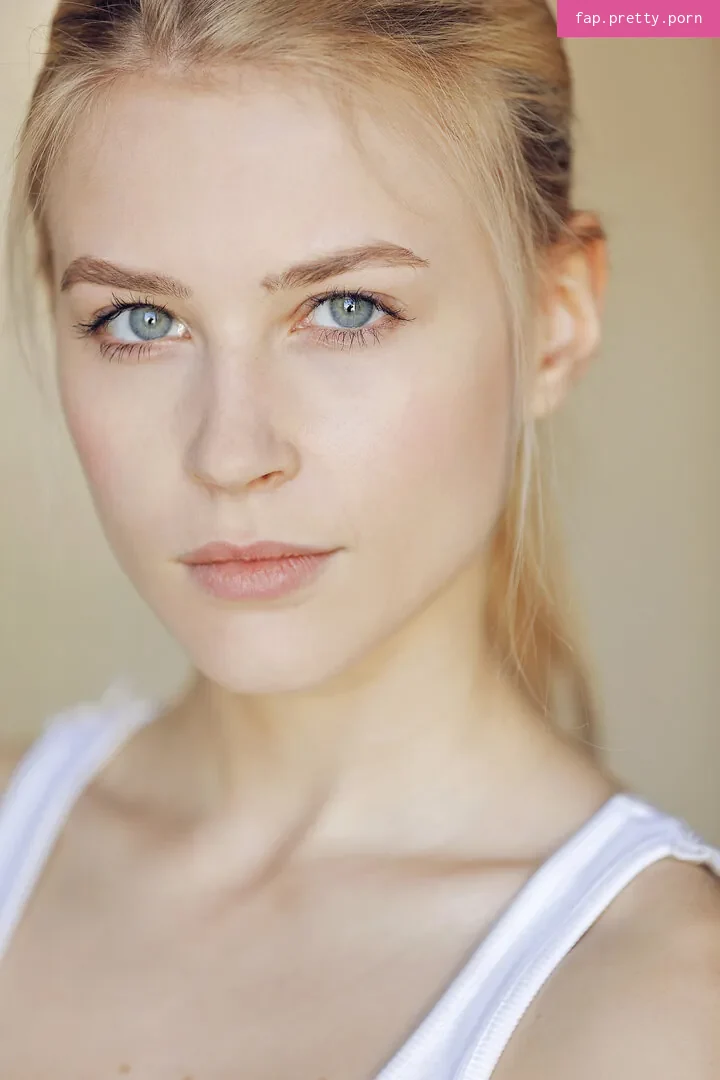 Jeanne Goursaud - Photo #54