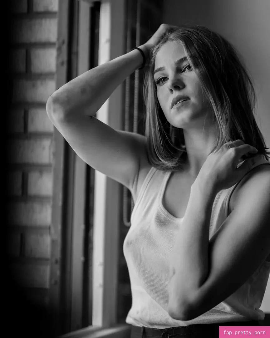 Jess Gabor - Photo #11