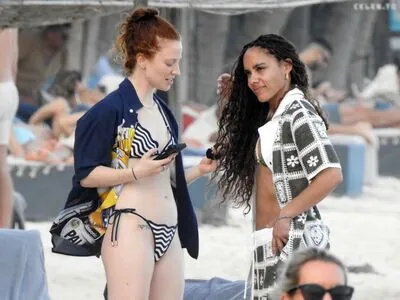 Jess Glynne