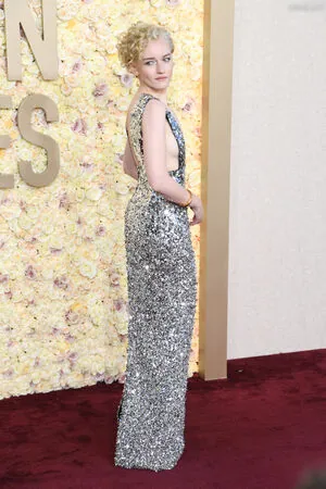Julia Garner