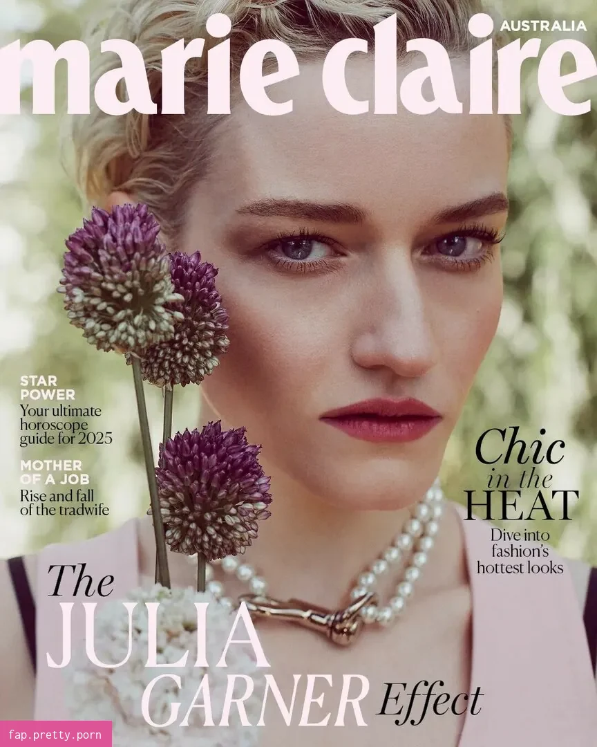 Julia Garner - Photo #47