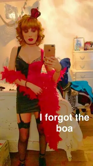 Juliette Goglia content