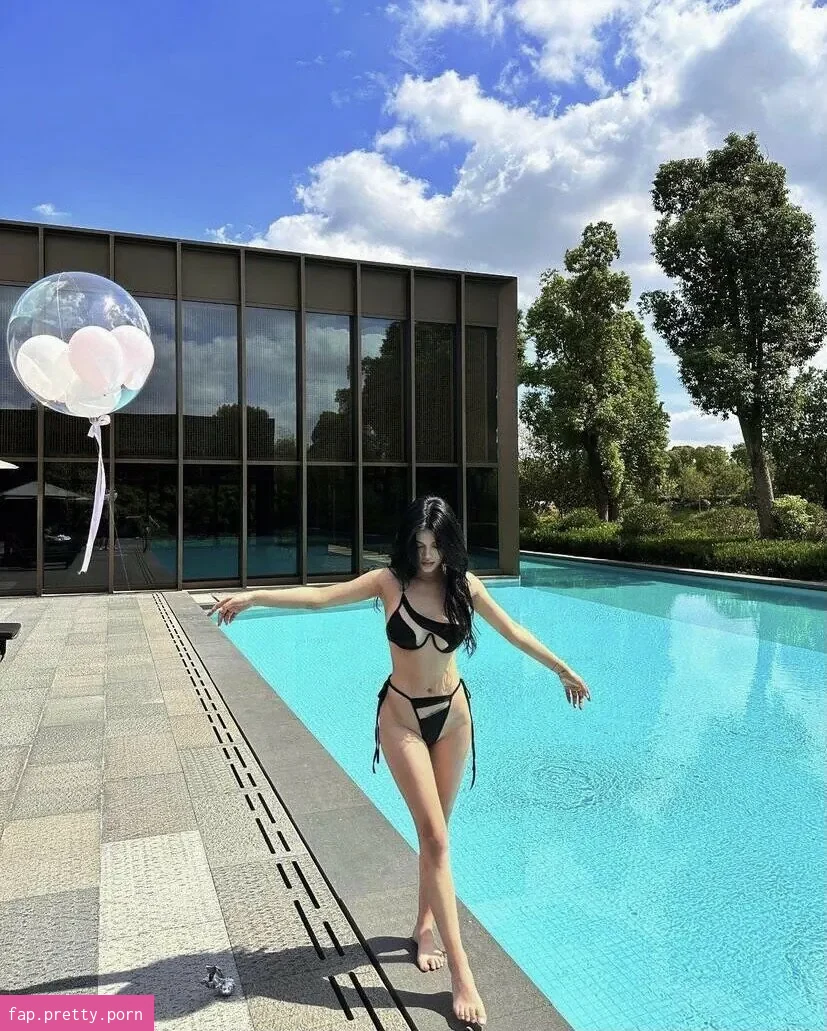 June Gong - Photo #12