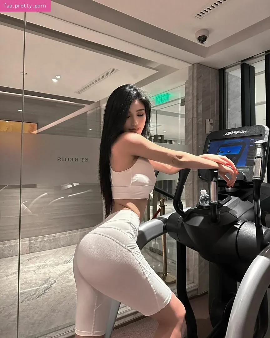 June Gong - Photo #28