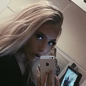 Jess_hornee