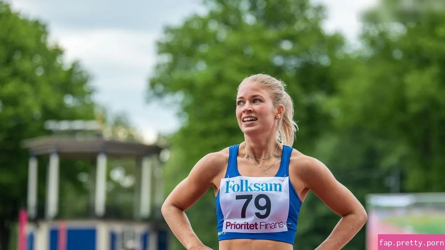 Julia Henriksson - Photo #08