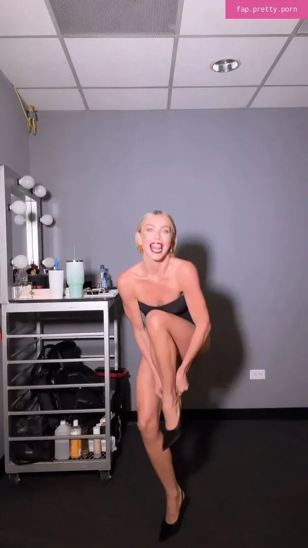 Julianne Hough - Photo #11