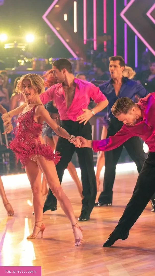 Julianne Hough - Photo #02