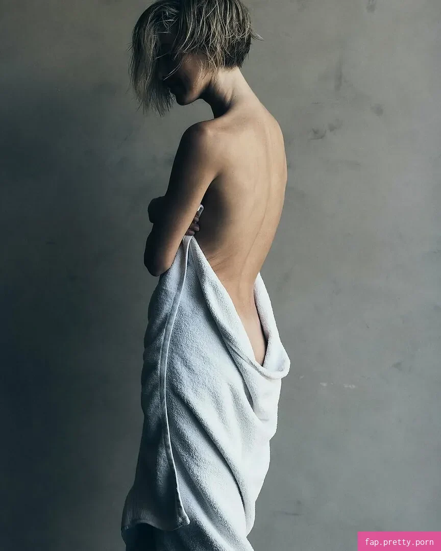 Julianne Hough - Photo #14