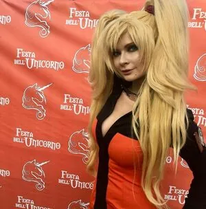 Jannet In Cosplay