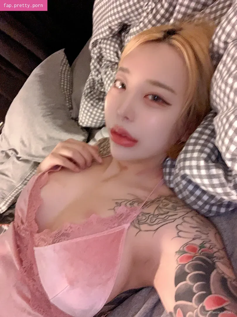 Jee_i_queen_ - Photo #21