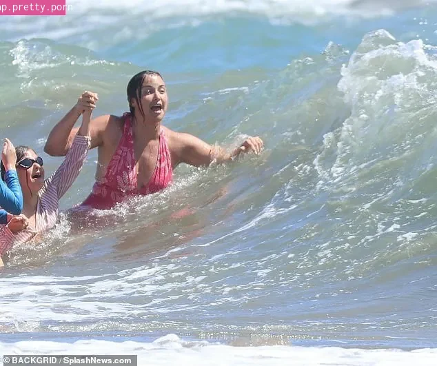 Jacqueline Jossa - Photo #48