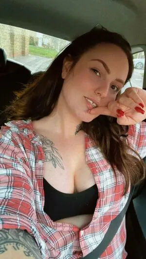 Jenifer Jiggles