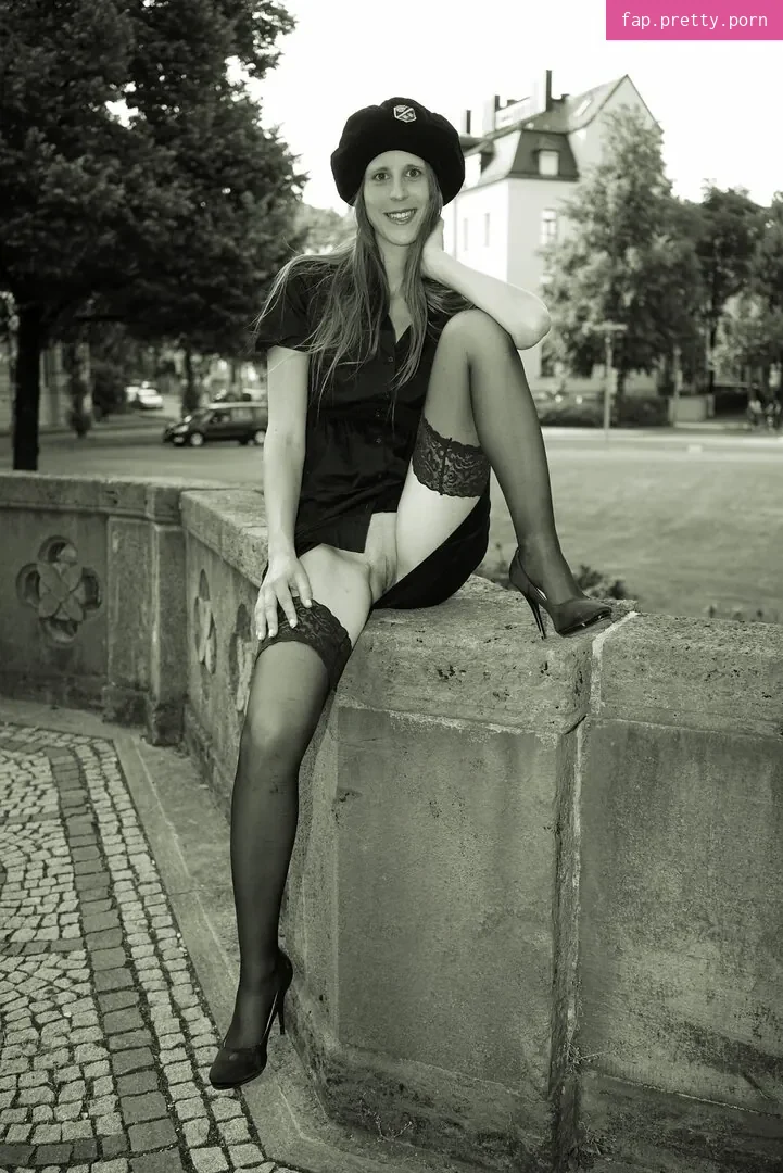 Jennifer Jacques - Photo #96