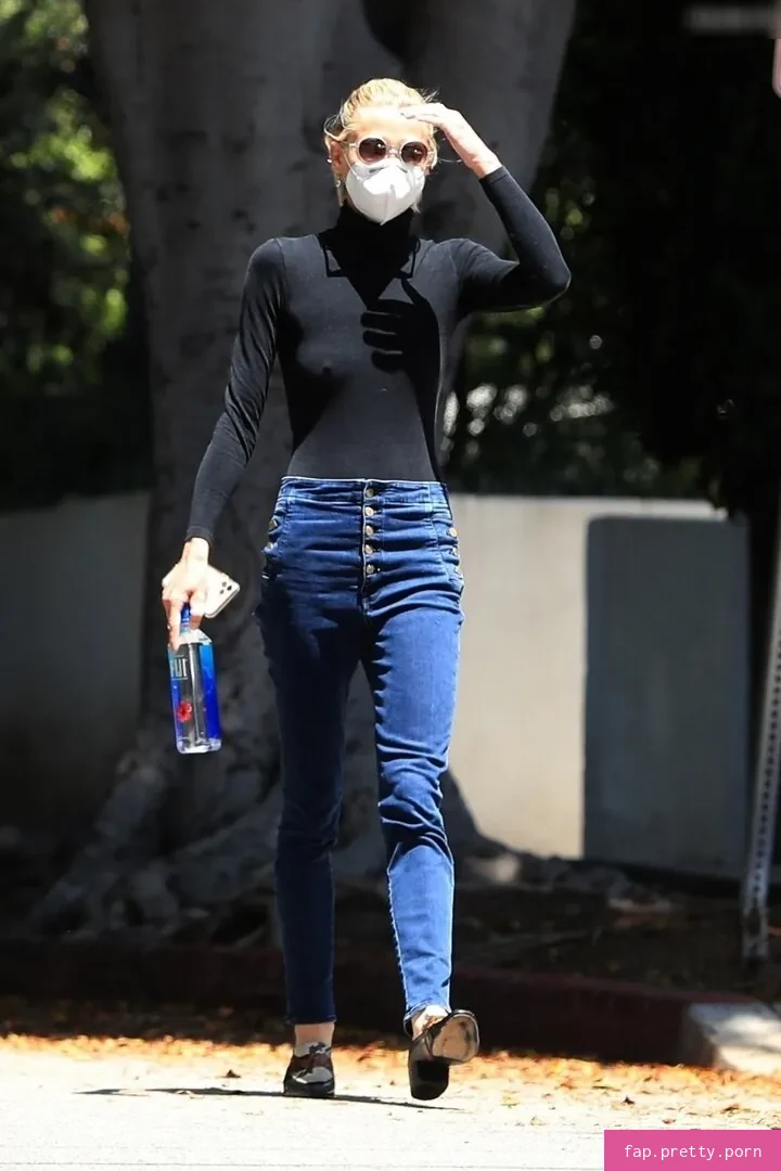 Jaime King - Photo #09