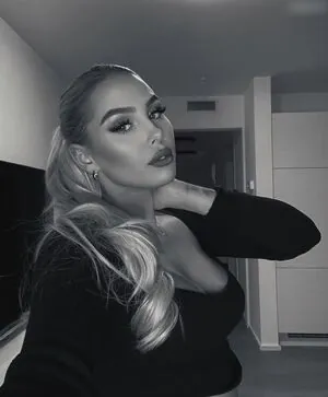 Jana Klein / janakl_
