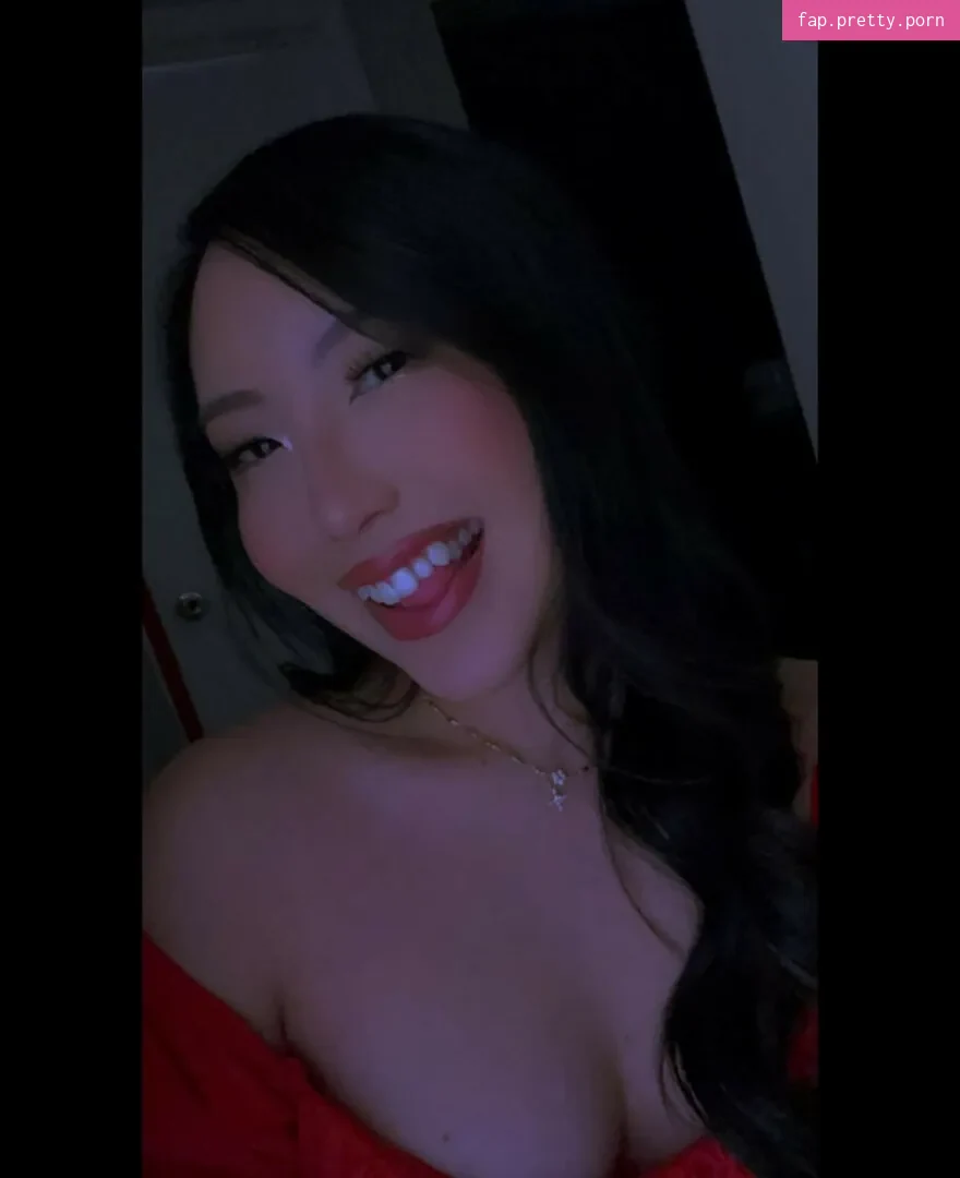 Jolleen Kong - Photo #01