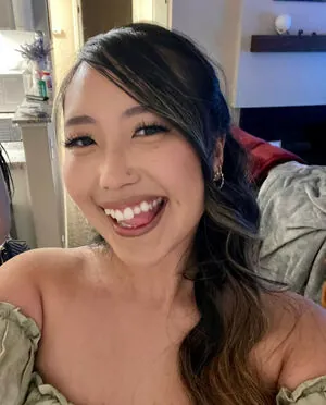 Jolleen Kong