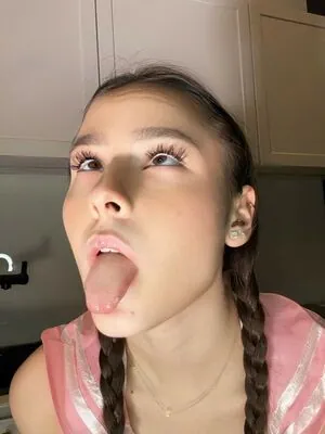 julia_kiss